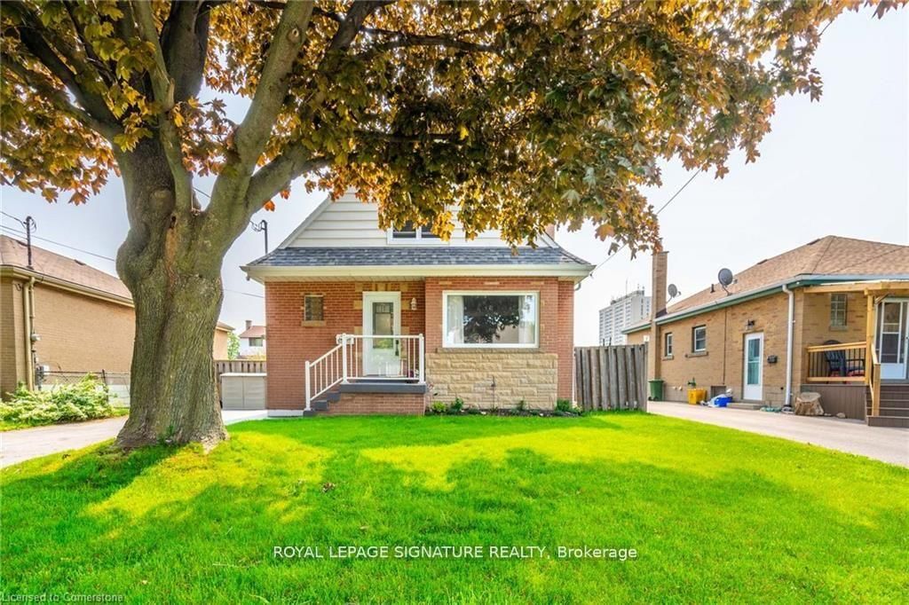 Detached House sold at 271 East 35th Street, Hamilton, Raleigh, L8V 3Y5 - MLS: X12093167