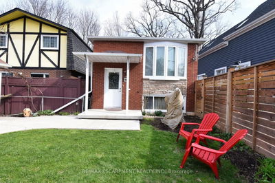 19 Victoria Terr, Grimsby - Grimsby Beach image-0-4