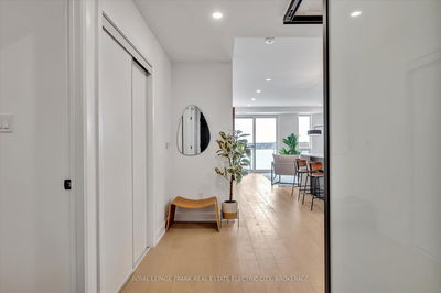 Unit 502 — 195 Hunter St, Peterborough East - 4 Central image-0-4