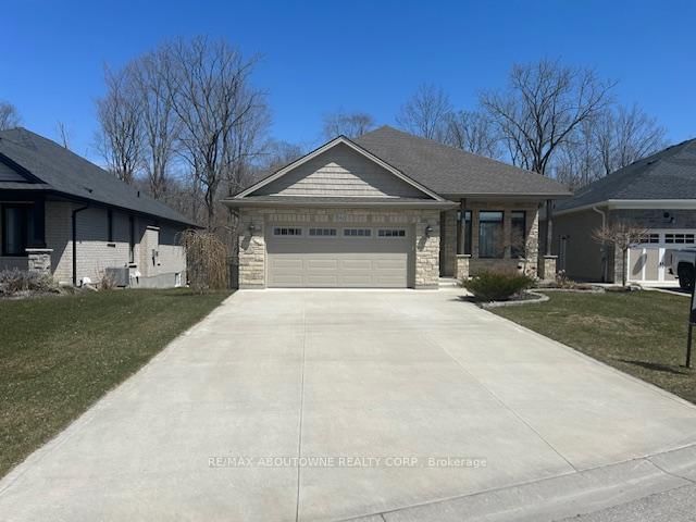 Detached House for sale at 142 Old Field Lane, Central Elgin, Port Stanley, N5L 0A9 - MLS: X12093728