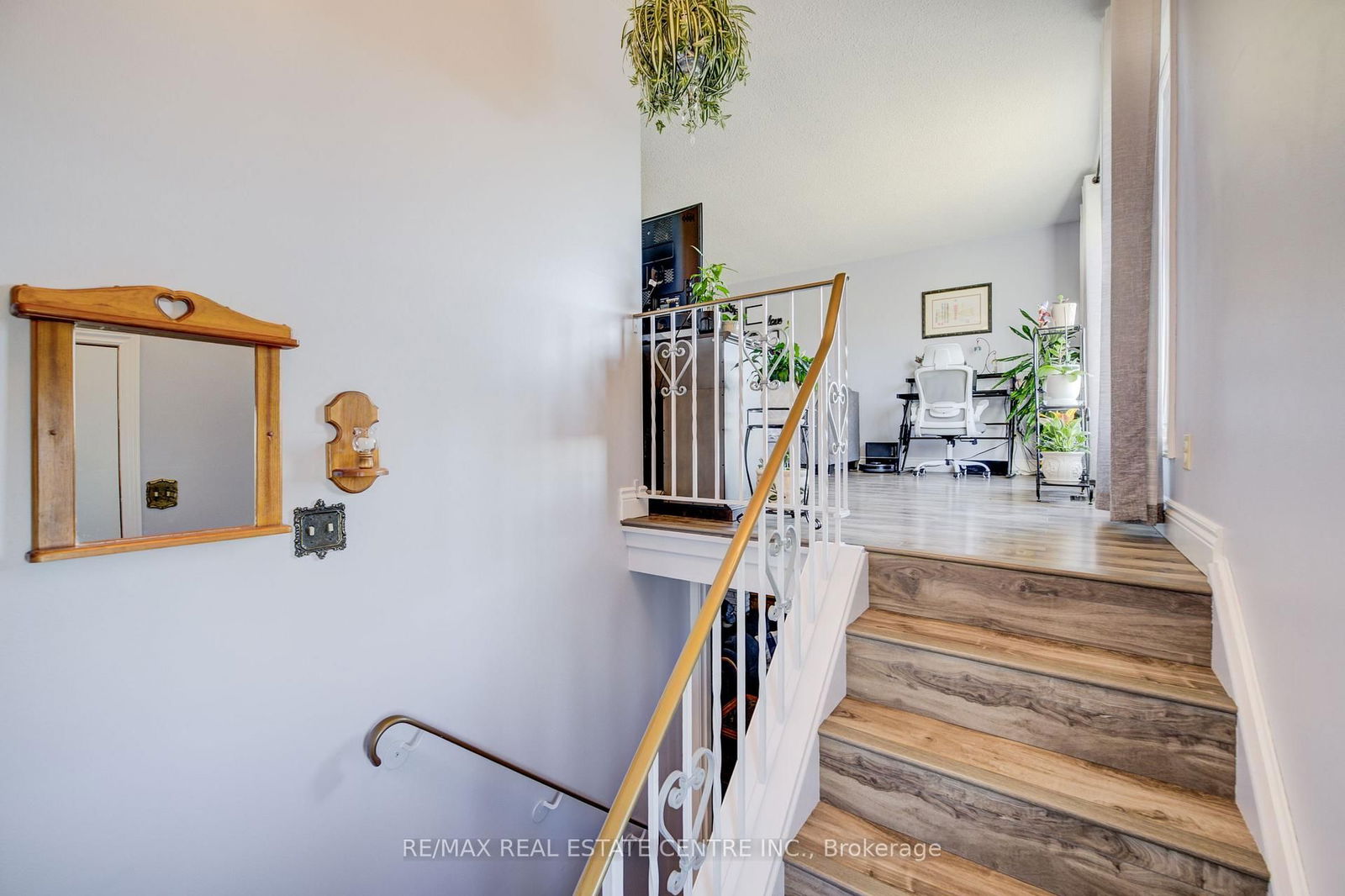 Detached House for sale at 26 Cluthe Crescent, Kitchener, N2P 1M8 - MLS: X12093729