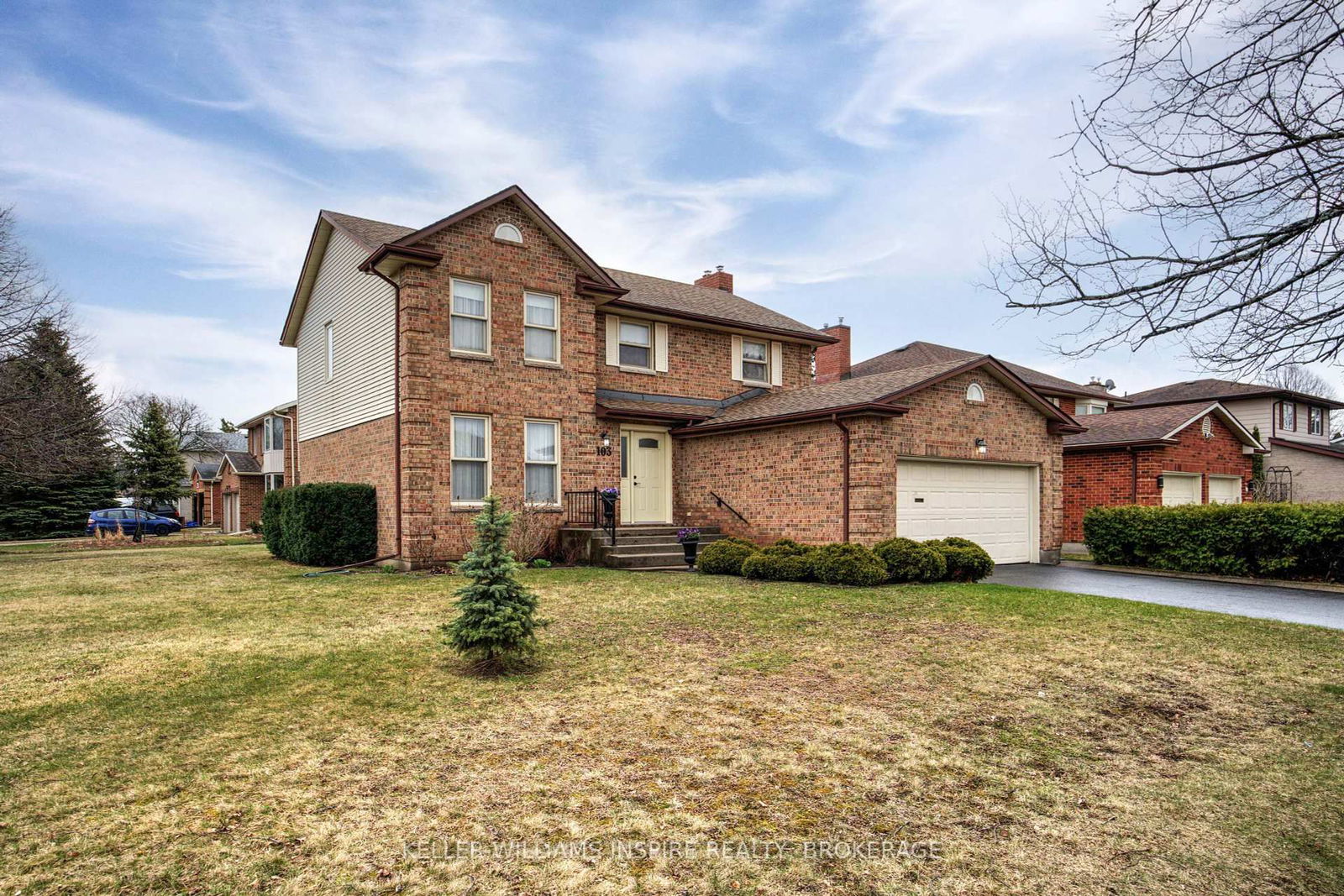 Detached House sold at 103 Jane Avenue, Kingston, West of Sir John A. Blvd, K7M 7K7 - MLS: X12093800