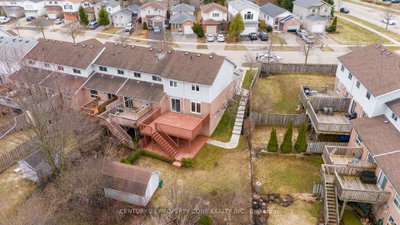 498 BANKSIDE Drive — photo 3