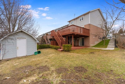 498 BANKSIDE Drive — more photos