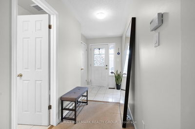 35 Thornbury Cres, Ottawa - Centrepointe image-0-2