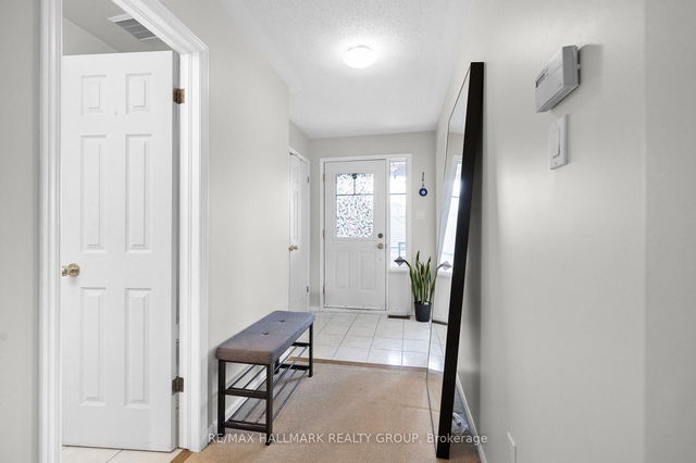 35 Thornbury Crescent