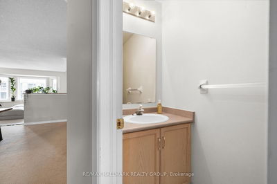 35 Thornbury Cres, Ottawa - Centrepointe image-0-3