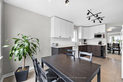35 Thornbury Cres, Ottawa - Centrepointe image-0-4