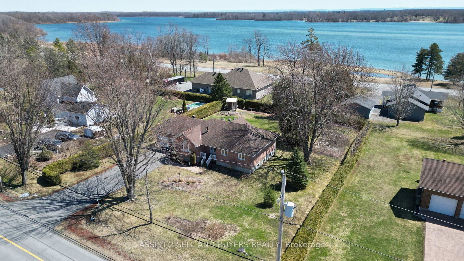 Detached House for sale at 15206 Colonial Drive, South Stormont, South Stormont (Osnabruck) Twp, K0C 1M0 - MLS: X12093945