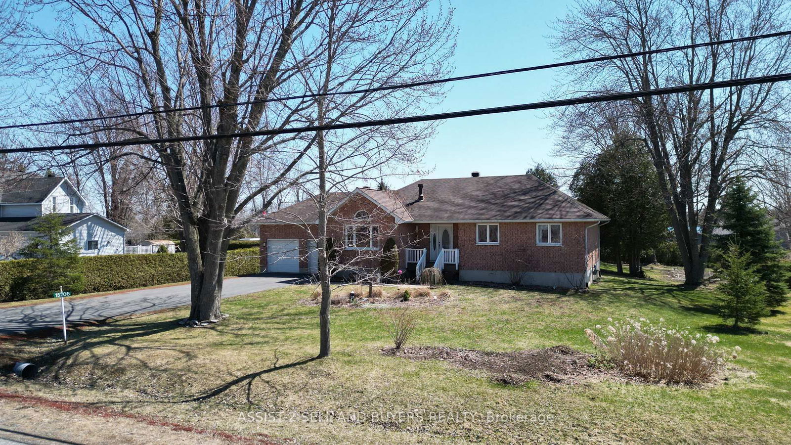Detached House for sale at 15206 Colonial Drive, South Stormont, South Stormont (Osnabruck) Twp, K0C 1M0 - MLS: X12093945