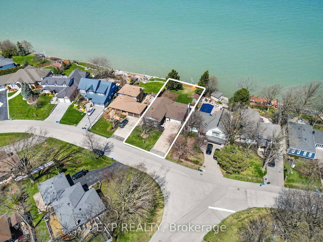 138 Lakeside Drive