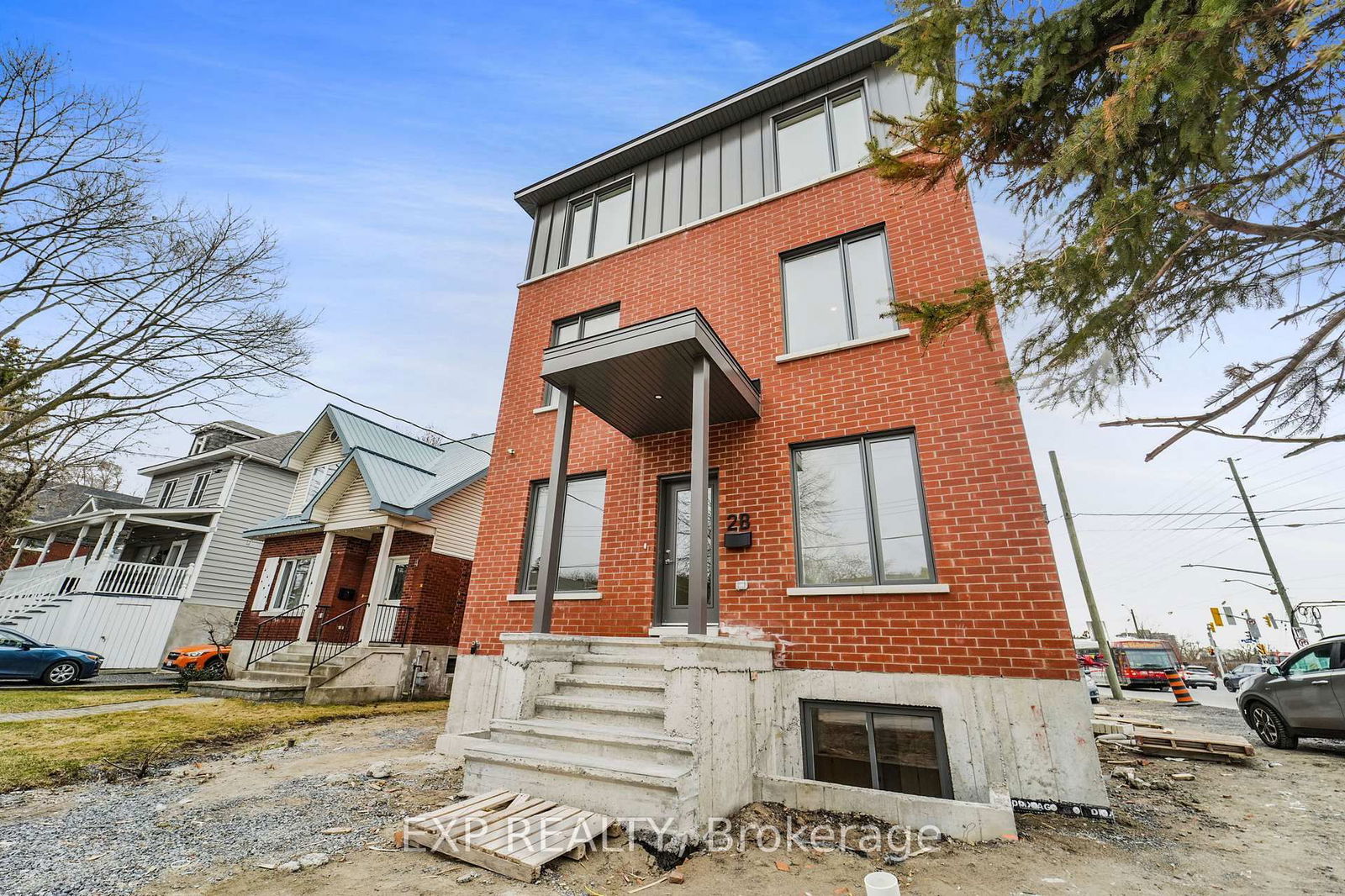 Semi-Detached House for lease at C-2 Caroline Avenue, Ottawa, Ottawa West, K1Y 0S7 - MLS: X12094010