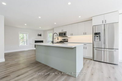 330 William St, Wellington North - Mount Forest image-0-4