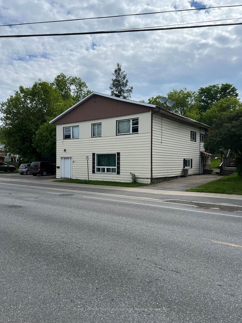 8 Emily St, Parry Sound - Parry Sound image-0-0