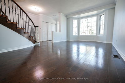 345 Stoneway Dr, Ottawa - Barrhaven East image-0-4