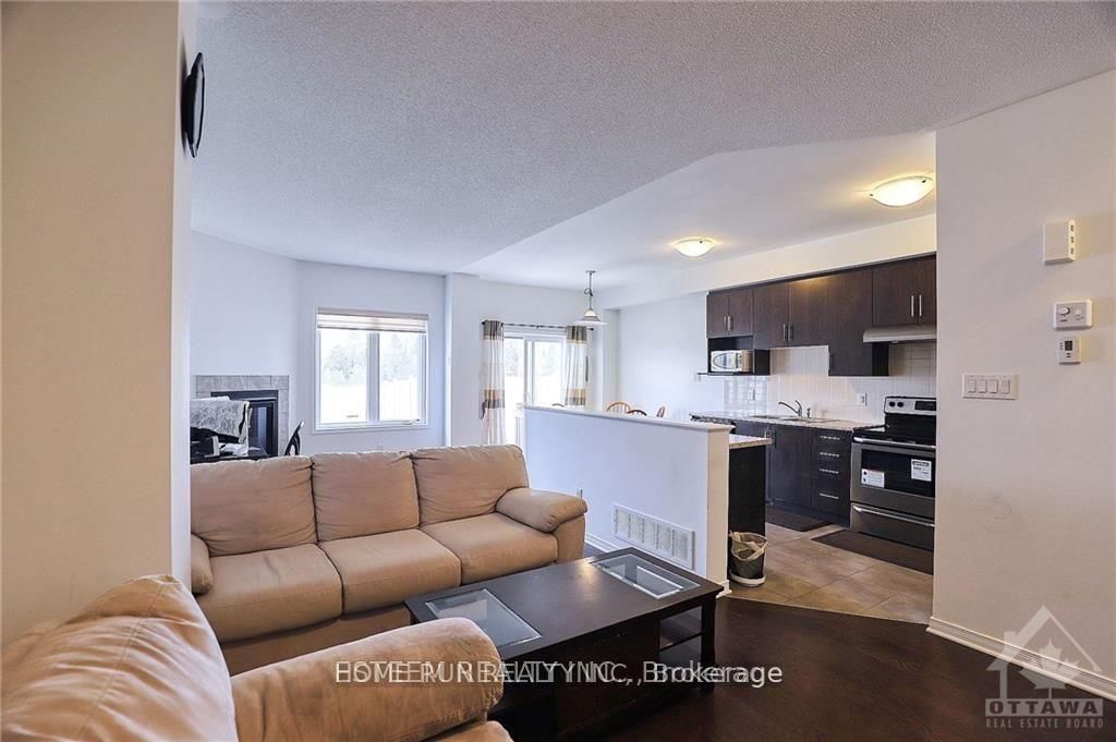 Townhouse for lease at 632 Via Campanale Avenue, Ottawa, Barrhaven - Longfields, K2J 4A2 - MLS: X12094335