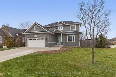 16 Peachwood Dr, Kingsville - 