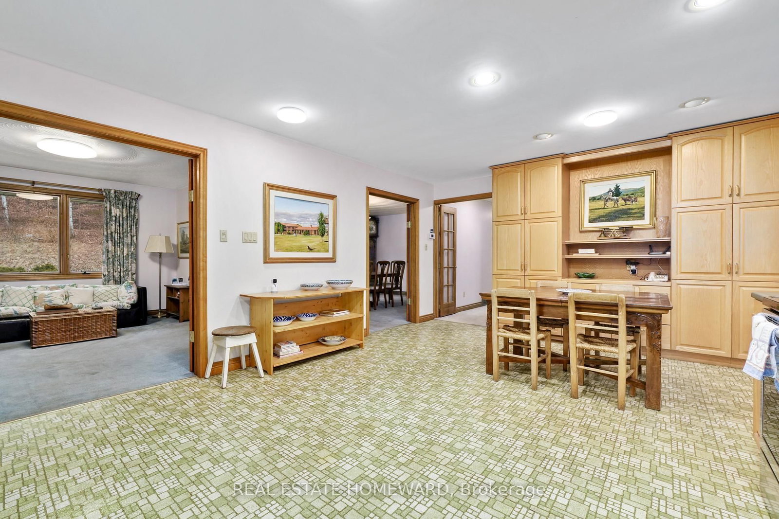 Listing Image 19