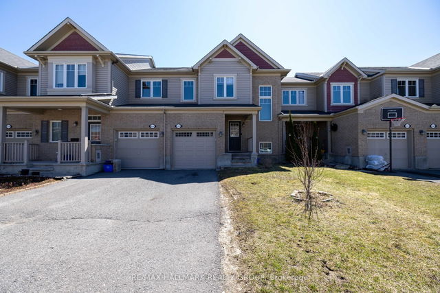 3224 Foxhound Way