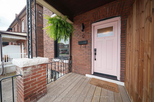 12 Edward Street