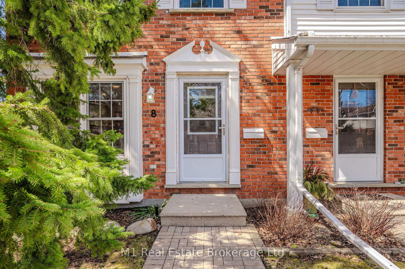 Townhouse for sale at 8-129 VICTORIA Road, Guelph, Grange Road, N1E 6V3 - MLS: X12094744