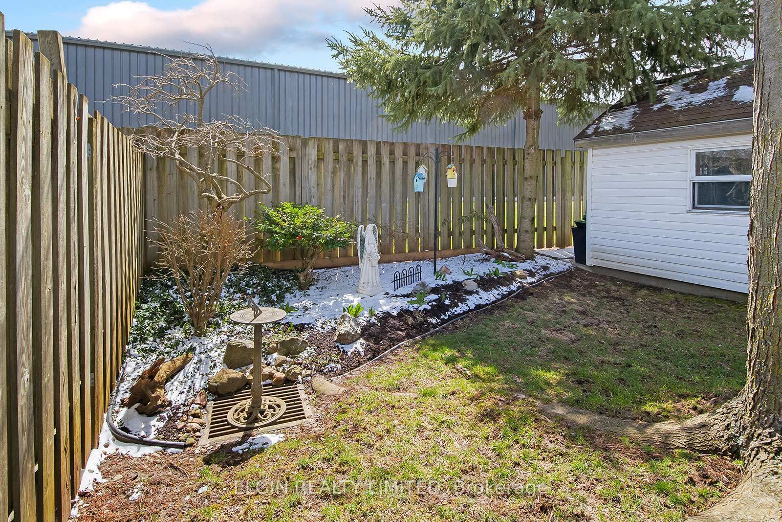 Listing Image 32