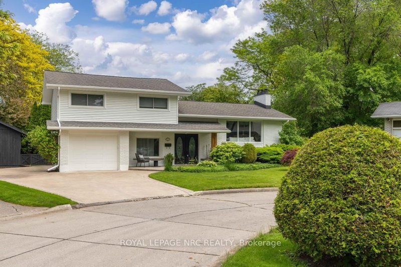 25 Victor Blvd, St. Catharines, L2T 2B4 | Image 2