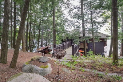  Mossy Rock, Muskoka Lakes - Wood (Muskoka Lakes) image-0-2