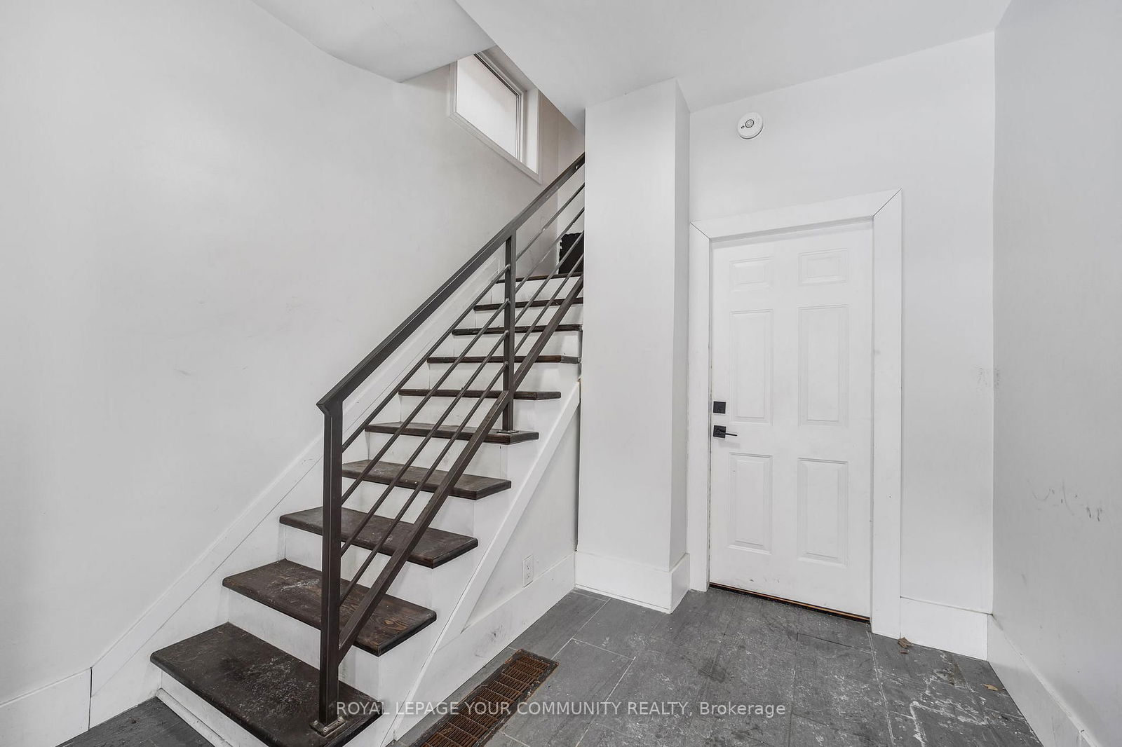 Detached House for sale at 97 Garfield Avenue, Hamilton, Stipley, L8M 2S3 - MLS: X12095115