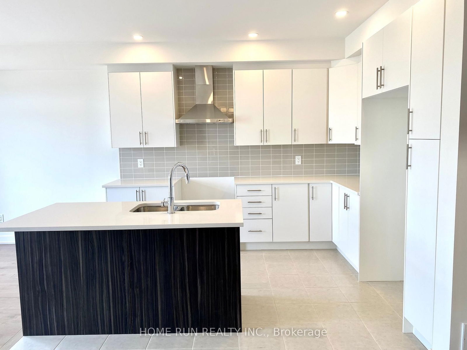 Townhouse for lease at 202 Darjeeling Avenue, Ottawa, Barrhaven - Heritage Park, K2J 6Y7 - MLS: X12095147