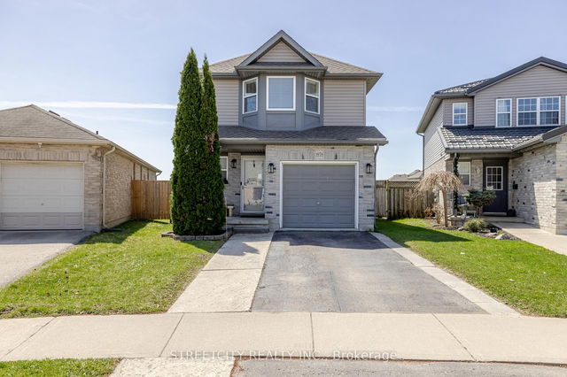 1858 Bloom Crescent