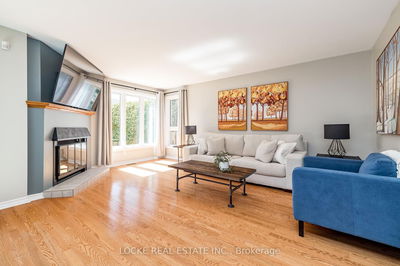 6076 Ridgelea Pl, Orleans - Chapel Hill image-0-3