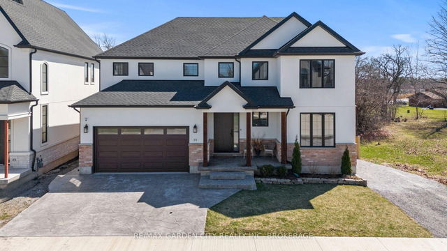 25 Ivy Crescent
