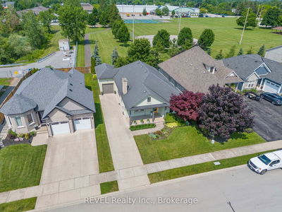 34 Raiana Dr, Niagara-on-the-Lake - Virgil image-0-1