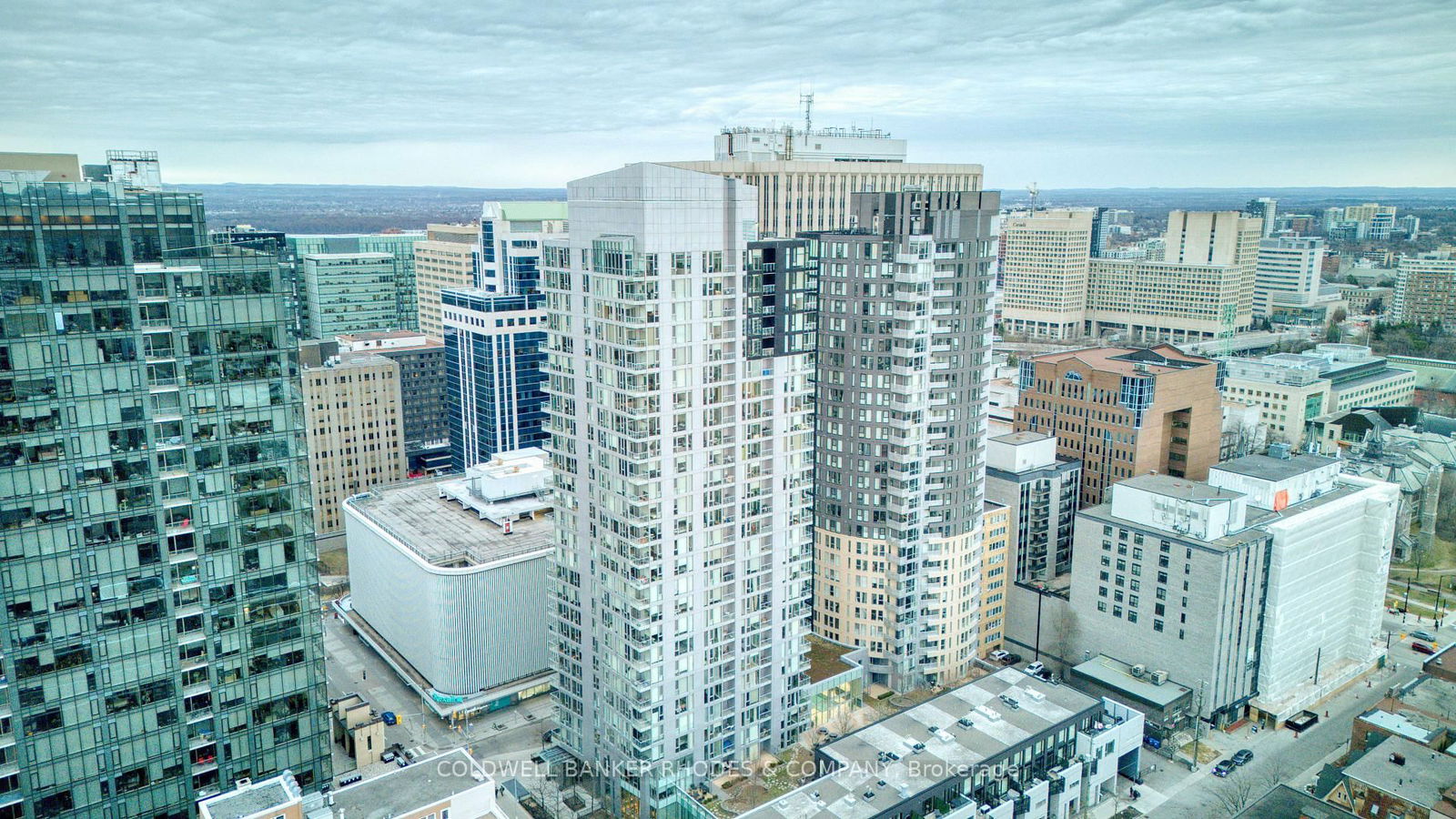 Condo sold at 2503-179 Metcalfe Street, Ottawa, Ottawa Centre, K2P 0W1 - MLS: X12095843