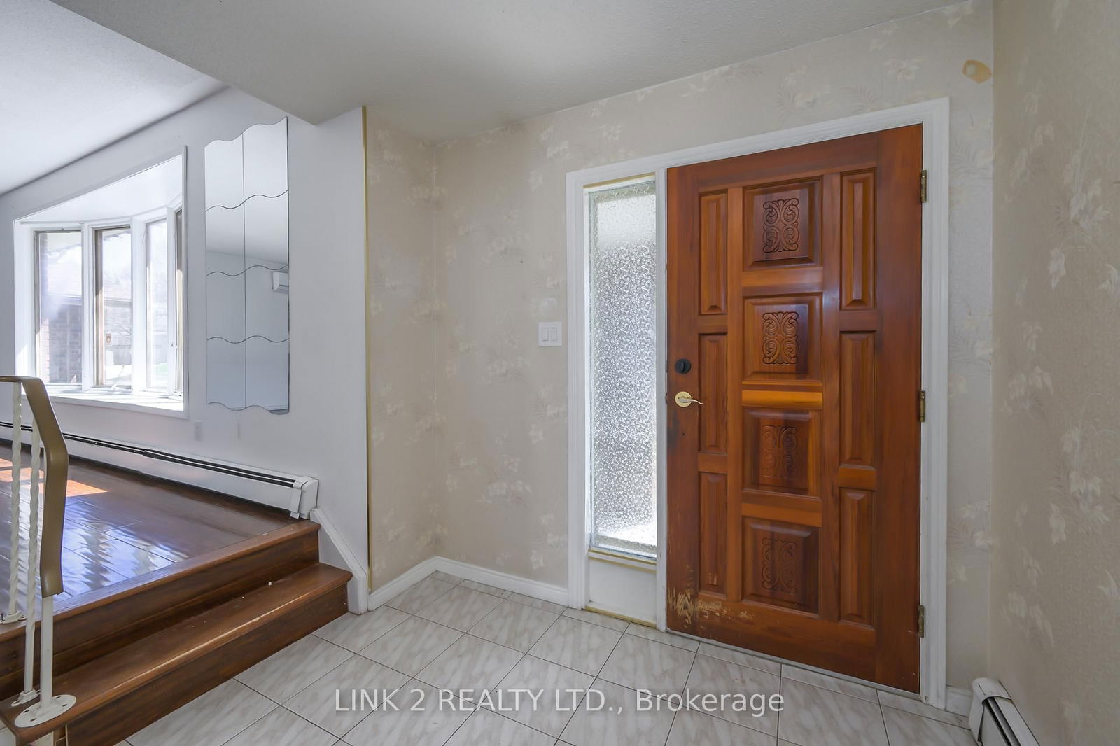 Detached House for sale at 275 HIGHVIEW Crescent, London, South O, N6J 4E1 - MLS: X12095973