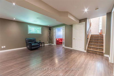 2544 Trappers Ave, Windsor -  image-0-2