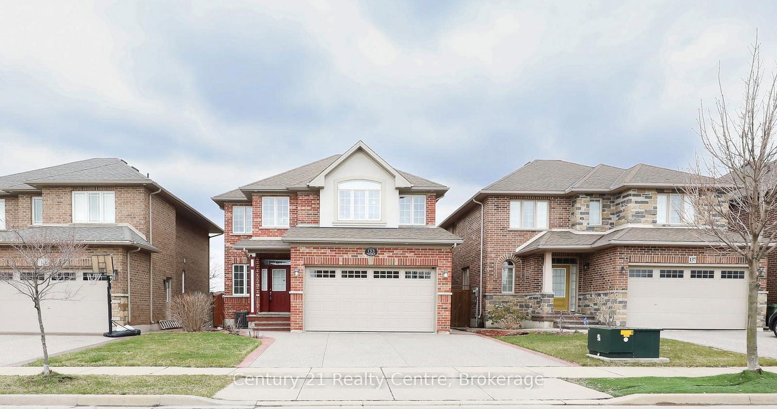 Detached House for sale at 133 Eaglewood Drive, Hamilton, Eleanor, L8W 0B2 - MLS: X12096003