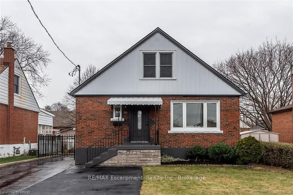 Detached House for lease at Lower Unit-153 East 33rd Street, Hamilton, Raleigh, L8V 3T5 - MLS: X12096024