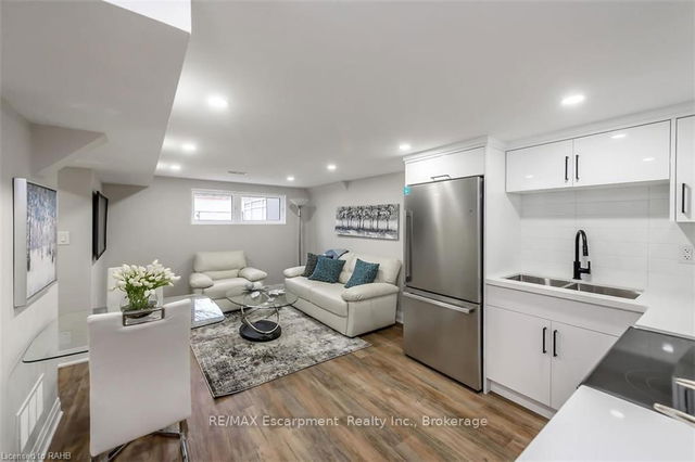 Lower Unit - 153 East 33rd Street