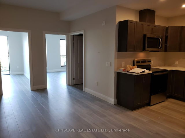 313 - 5 Wake Robin Drive