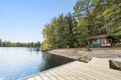 Unit 2 — 1196 Cranberry Rd, Muskoka Lakes - Medora image-0-2
