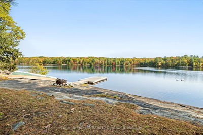 Unit 2 — 1196 Cranberry Rd, Muskoka Lakes - Medora image-0-4