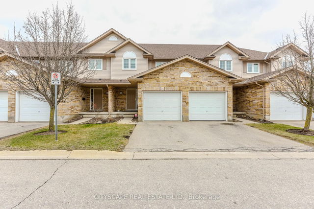 35 - 31 Schroder Crescent