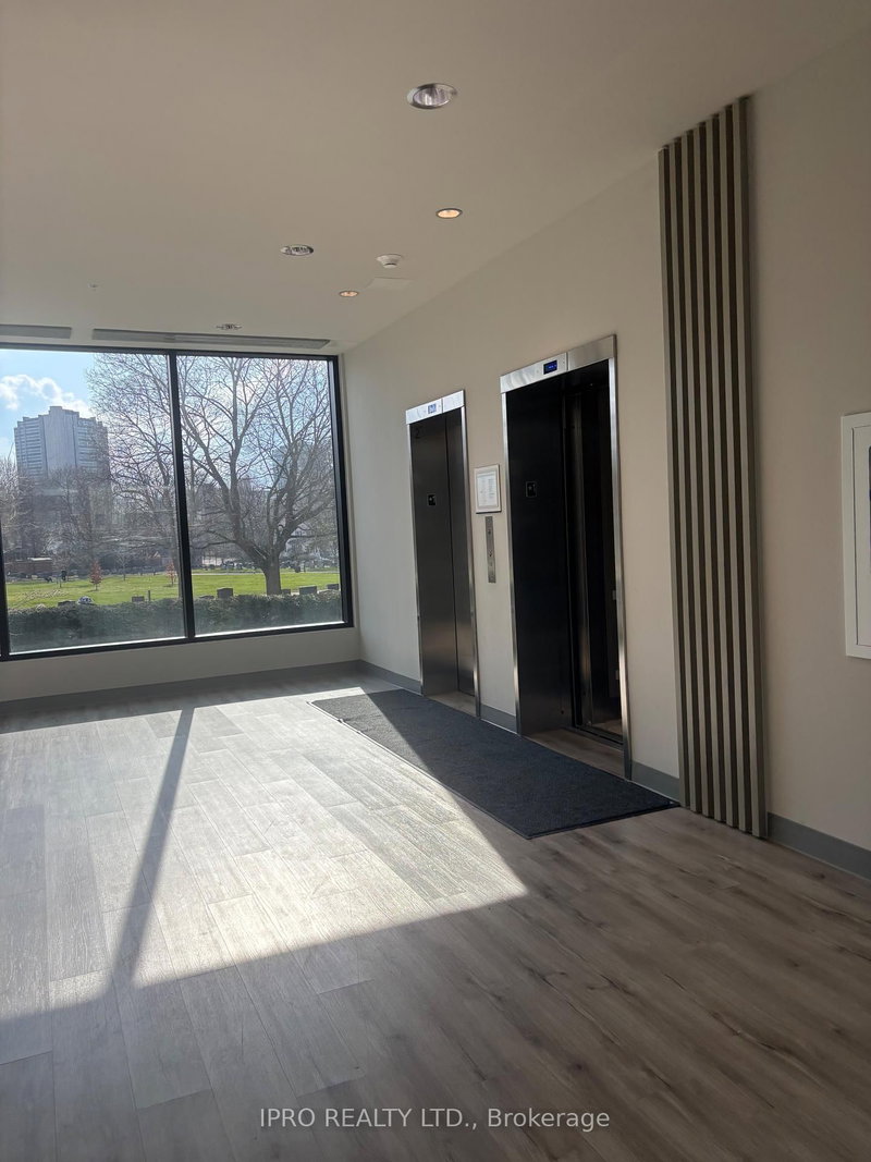 411 - 103 Roger St, Waterloo, N2J 0G2 | Image 2