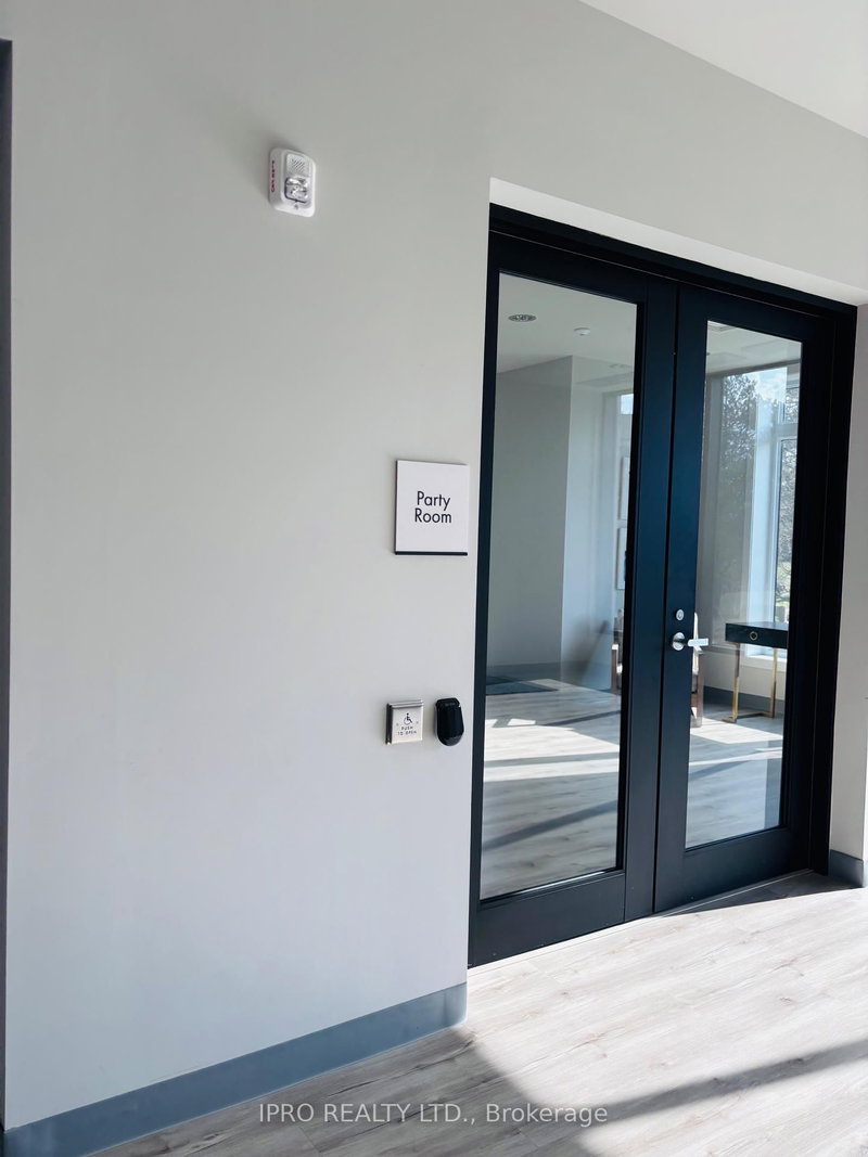 411 - 103 Roger St, Waterloo, N2J 0G2 | Image 3