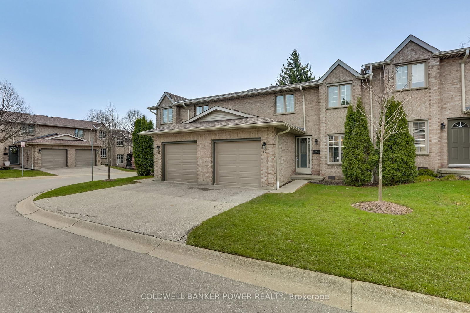 Townhouse for sale at 11-340 AMBLESIDE Drive, London, North A, N6G 4Y5 - MLS: X12096886