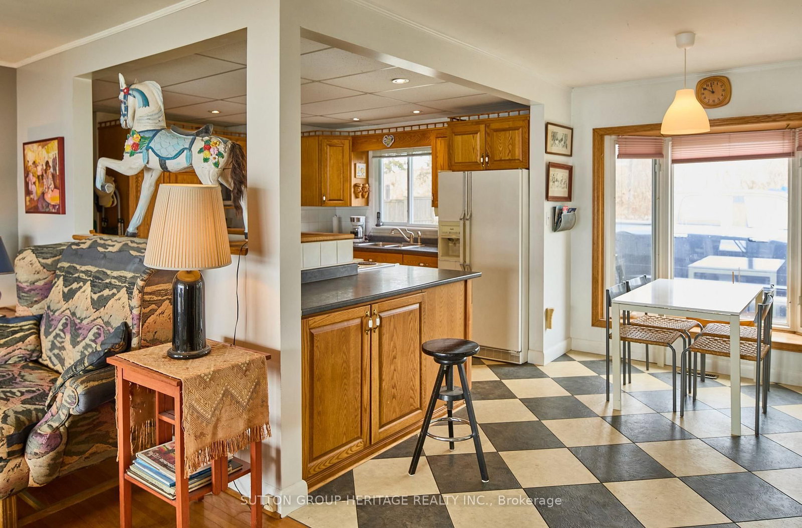 Listing Image 8
