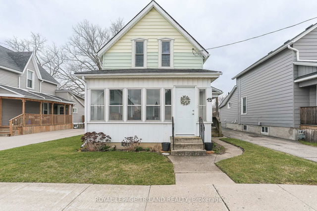 15 Eagle Street
