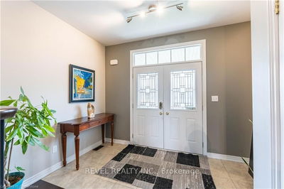 111 Bousfield Rise, Hamilton - Waterdown image-0-3
